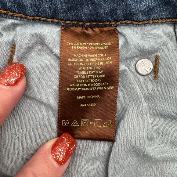 Kut From The Kloth Katy Boyfriend Medium Wash Jeans 11” Rise 29” Inseam size 14W - Picture 11 of 15